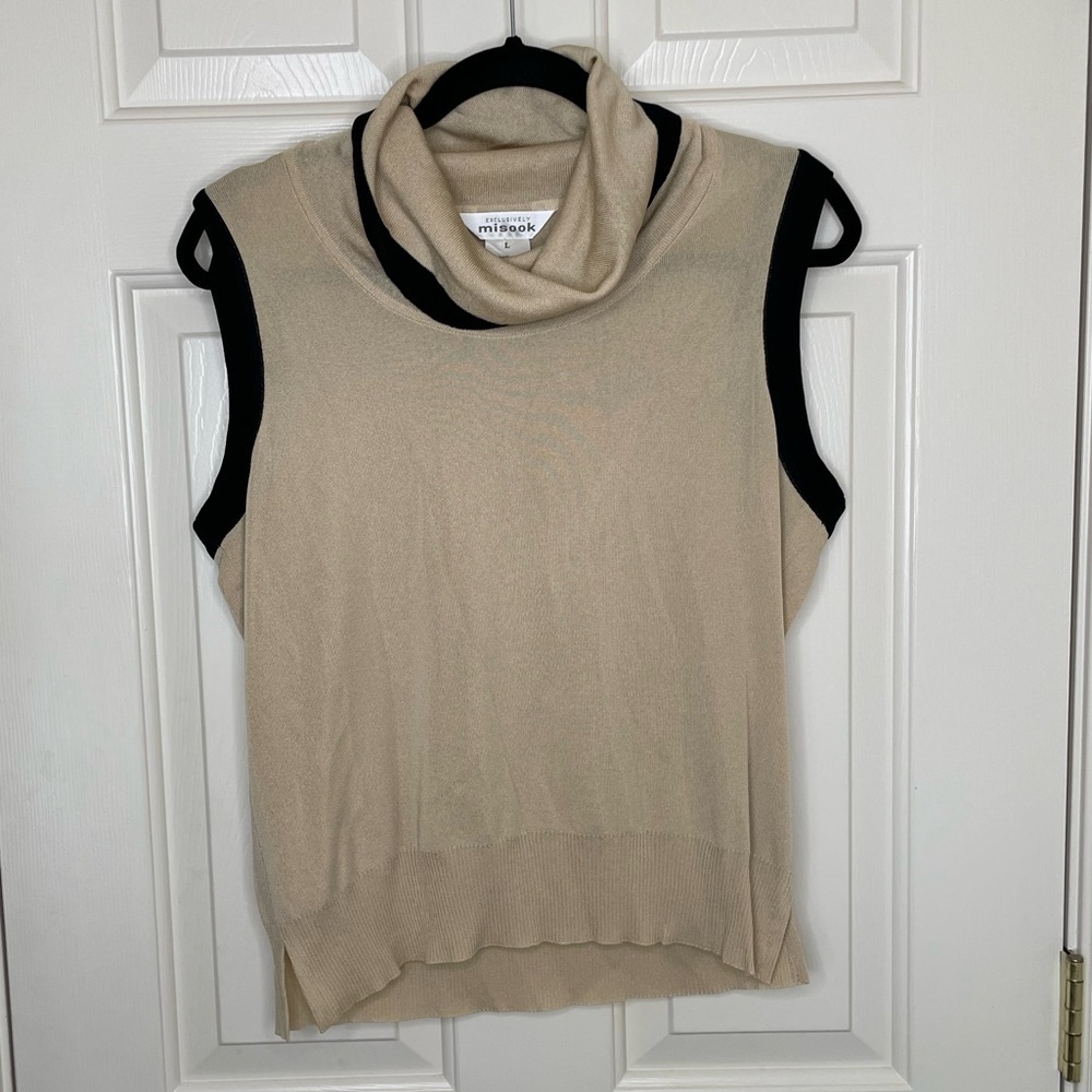 Exclusively Misook Sleeveless Cowl Neck Knit Top in Beige & Black Trim – Size L